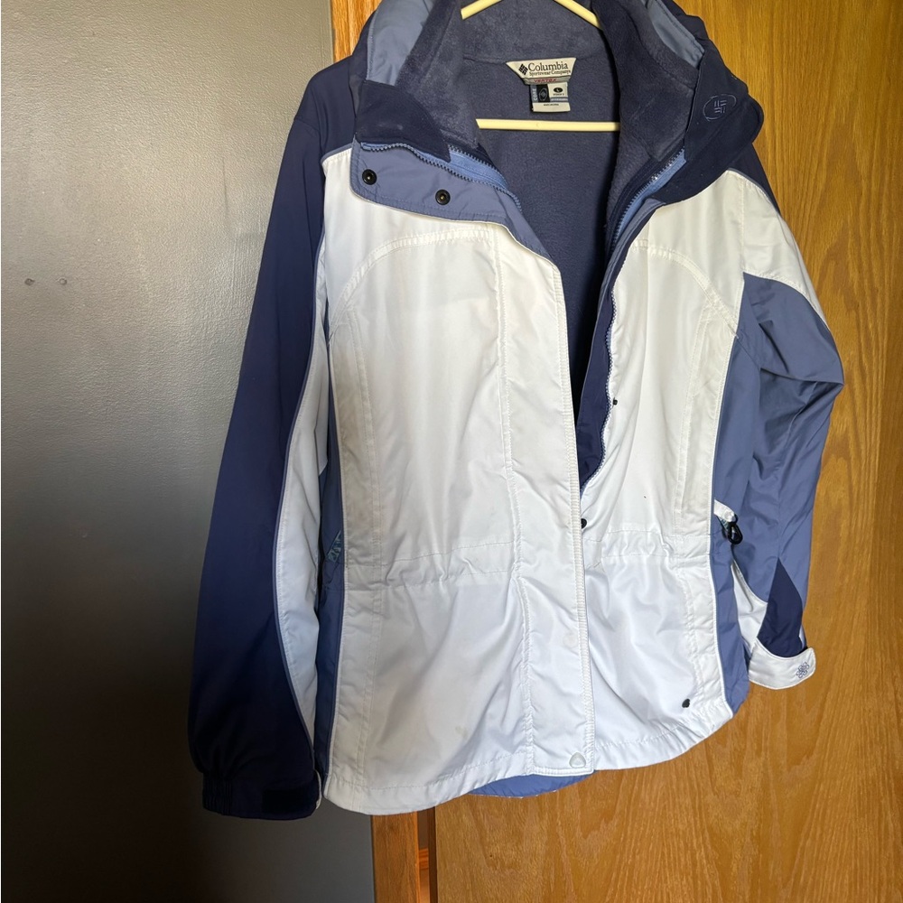 Columbia Women's Jacket - Navy and White